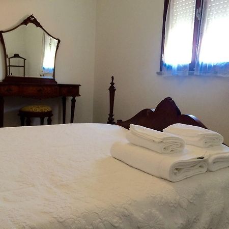 Private Room In Old Town เวียนา โด กัสเตโล ภายนอก รูปภาพ