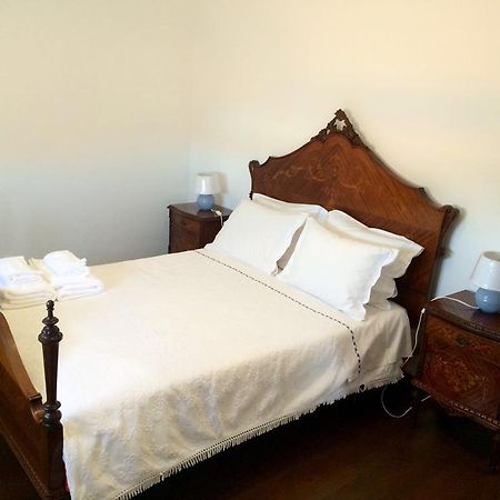 Private Room In Old Town เวียนา โด กัสเตโล ภายนอก รูปภาพ