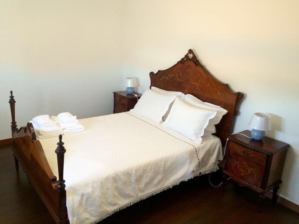 Private Room In Old Town เวียนา โด กัสเตโล ภายนอก รูปภาพ